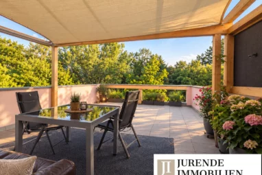 Zwei Eigentumswohnungen mit Weitblick und rund 200 m² Hobby- u. Werkstattfläche
