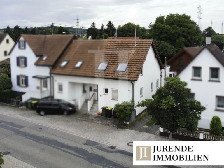 Gepflegtes Reihenendhaus in Pinache