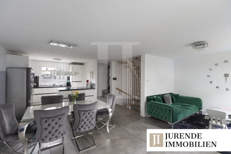 Ideal für Familien: Neuwertiges Reihenmittelhaus in Ötisheim