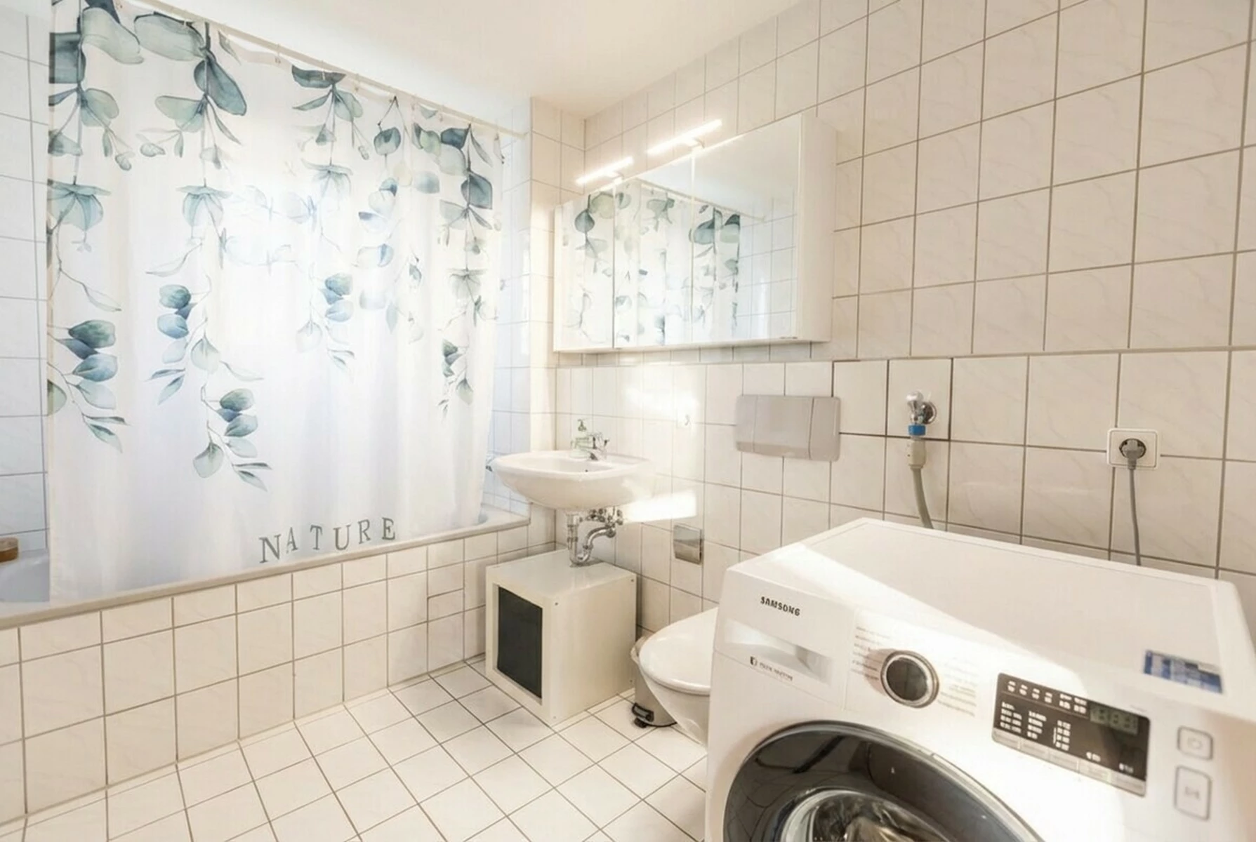 406fa09b-b127-4a79-abf4-871235d81ee8