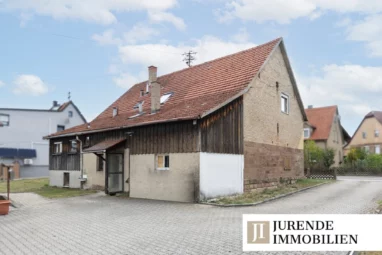Sanierungsbedürftiges Einfamilienhaus mit Scheune in Ötisheim
