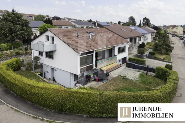 Dreifamilienhaus in schöner Lage von Enzberg