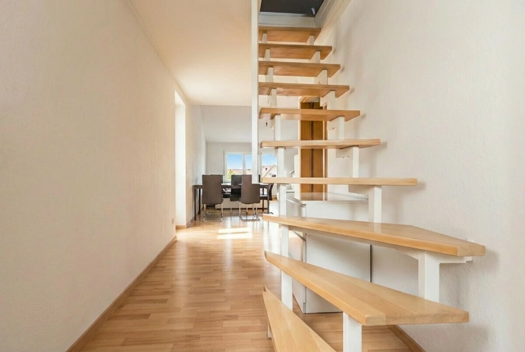 28f78a11-f847-49c5-8a05-16c1074f967f